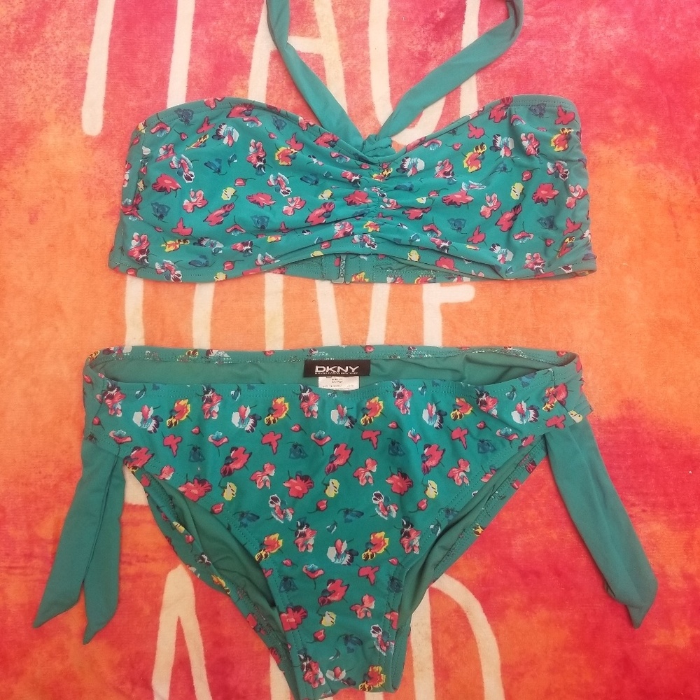 Dkny floral bikini Large
